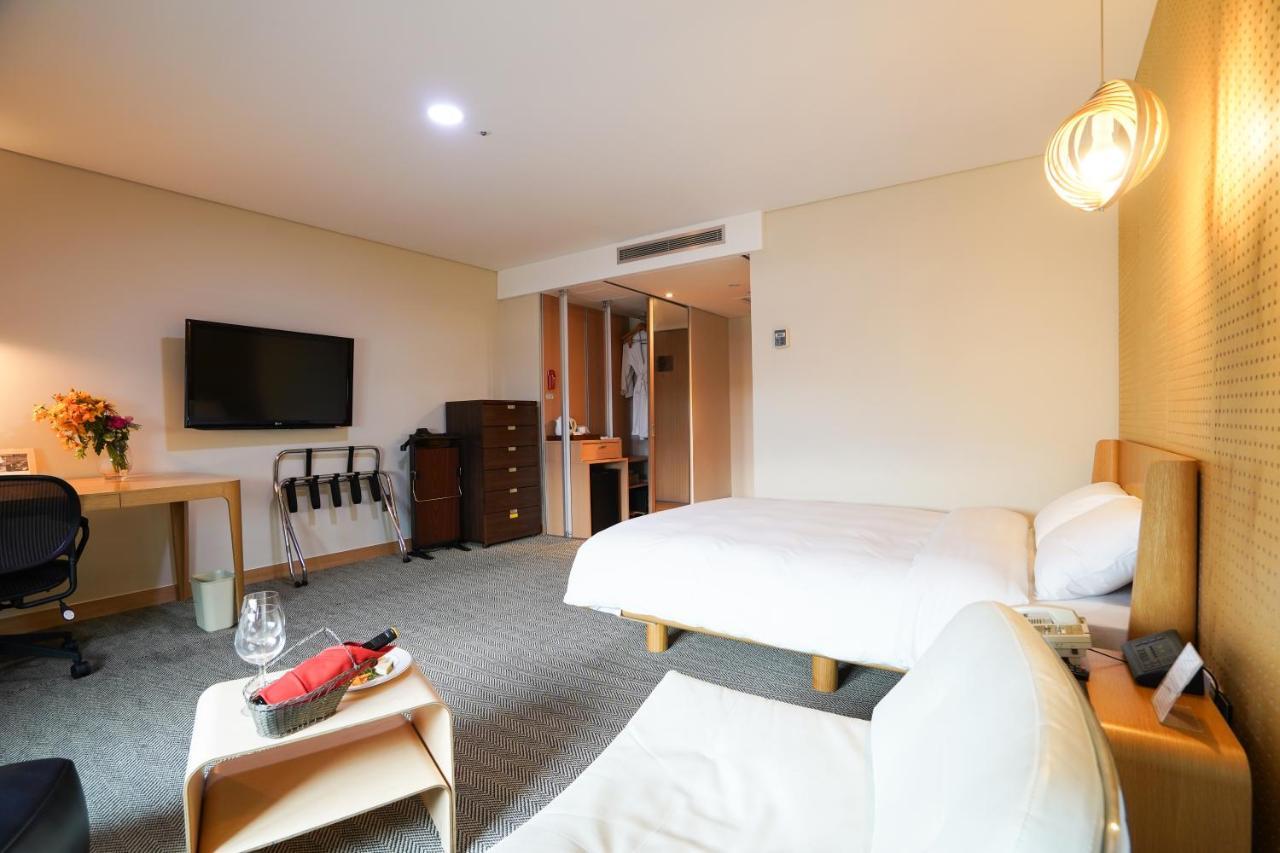Changwon Hotel Exterior photo